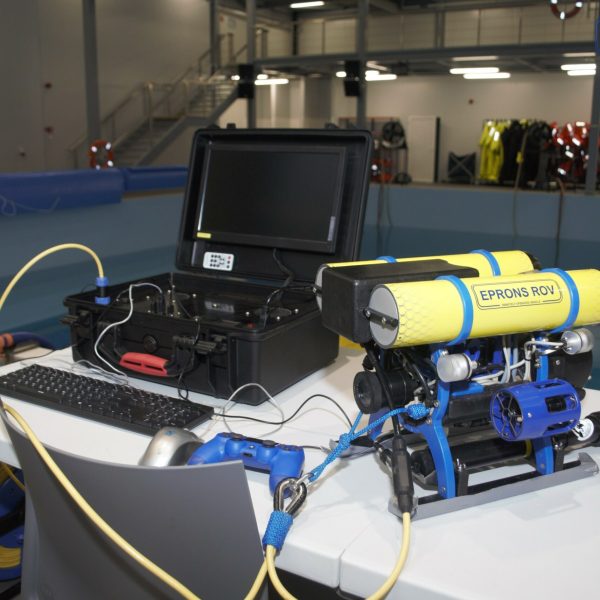 ALPHAROV D150 Remotely operated vehicle EPRONS ROV underwater drone (10)